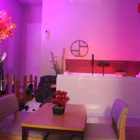 Loveroom Japon Avec Balneotherapie Toulon Extérieur photo