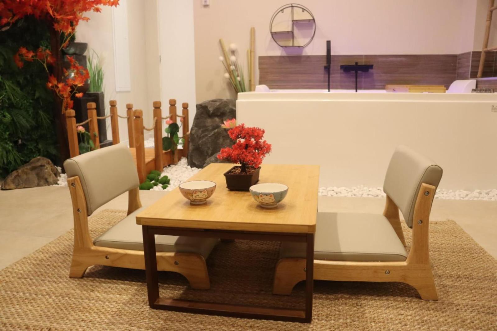 Loveroom Japon Avec Balneotherapie Toulon Extérieur photo