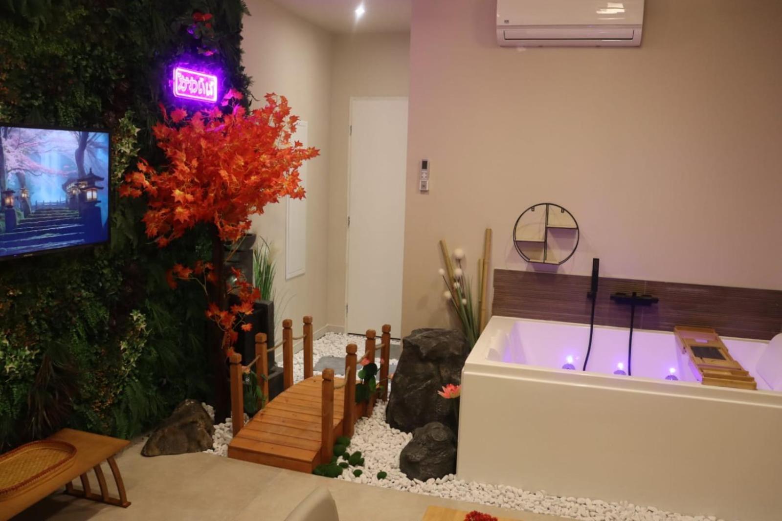 Loveroom Japon Avec Balneotherapie Toulon Extérieur photo